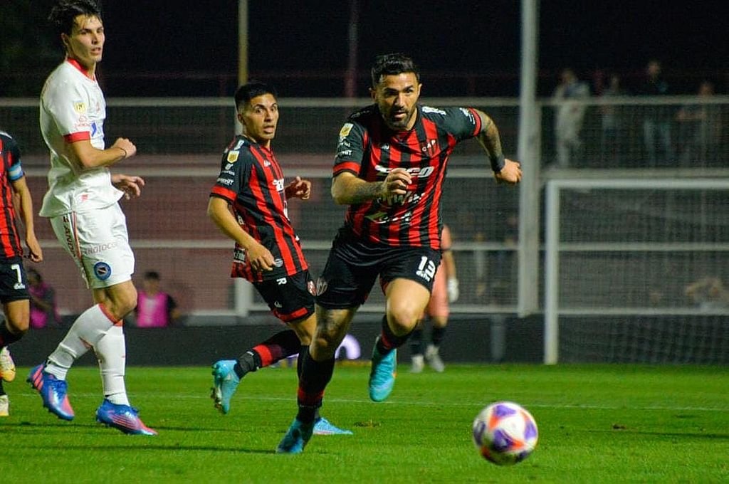 Sergio Ojeda habló del presente de Patronato y palpitó el cotejo ante Estudiantes.  Prensa Patronato