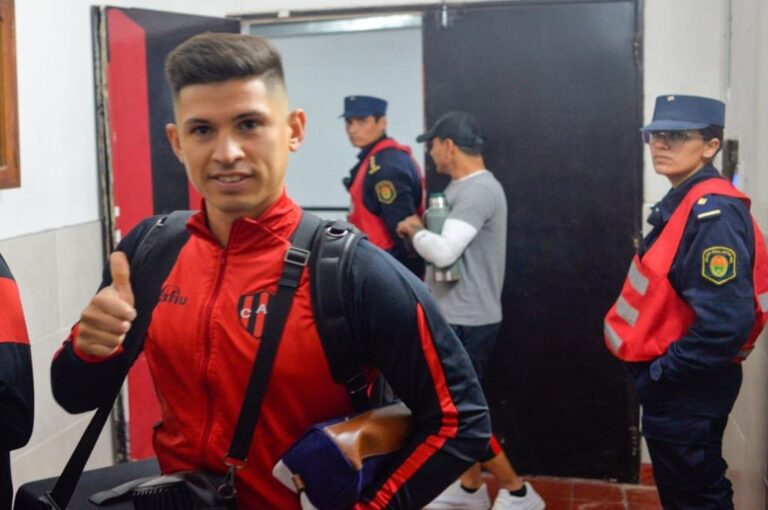 Jorge Valdez Chamorro volverá a ser titular en un Patronato que necesita ganar en su reducto. FOTO: Prensa Patronato