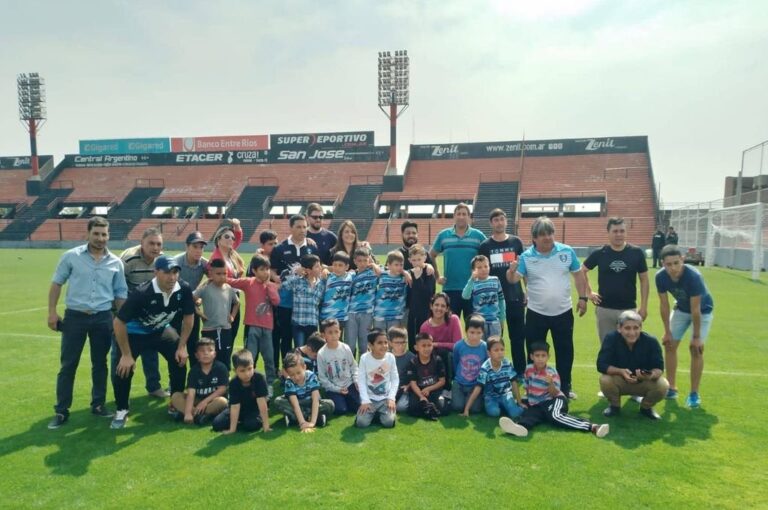 Los chicos de Club Malvinas