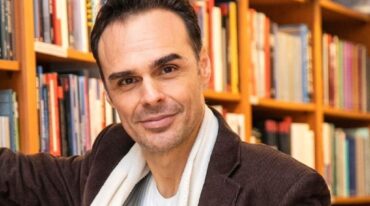 'El proceso de composición de las letras tiene disfrute y algo de sufrimiento' confiesa Jesús Alonso. Gentileza.