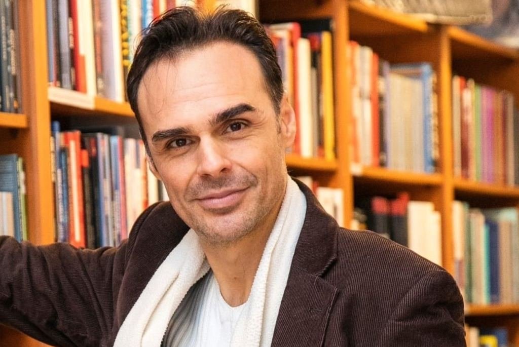 'El proceso de composición de las letras tiene disfrute y algo de sufrimiento' confiesa Jesús Alonso. Gentileza.