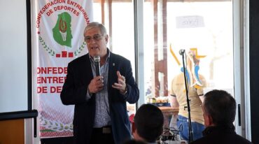 Mario Moccia engalanó el encuentro entrerriano y llamó a sus pares a elaborar su plan