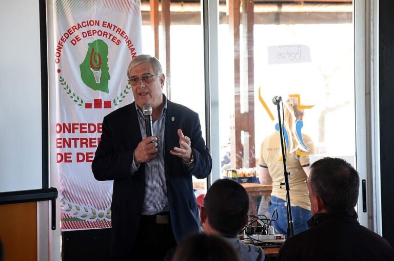 Mario Moccia engalanó el encuentro entrerriano y llamó a sus pares a elaborar su plan