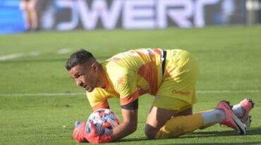 Sebastián Moyano volverá a atajar como titular