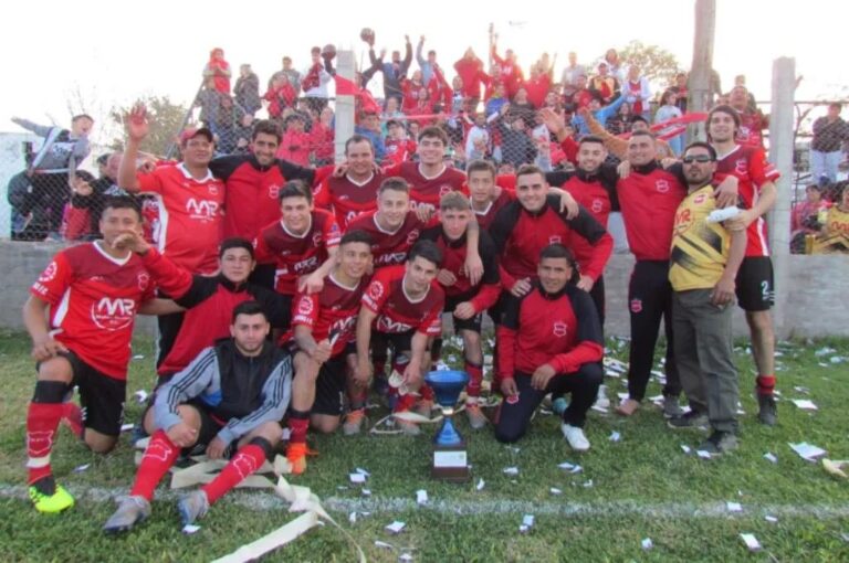 Los rojos de Romang festejaron. Gentileza: Reconquista Hoy.