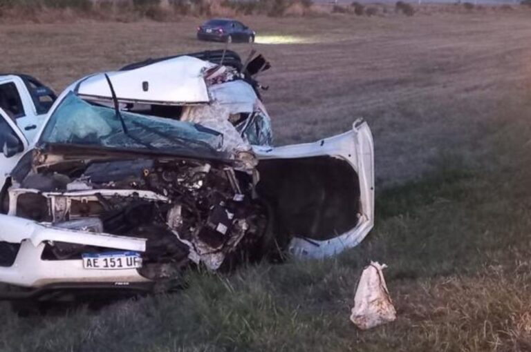 El estado en que quedaron los vehículos refleja la violencia del encontronazo. Gentileza.