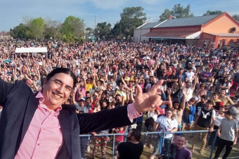 Mario Pereyra estuvo en la ciudad del departamento San Martín. Gentileza.