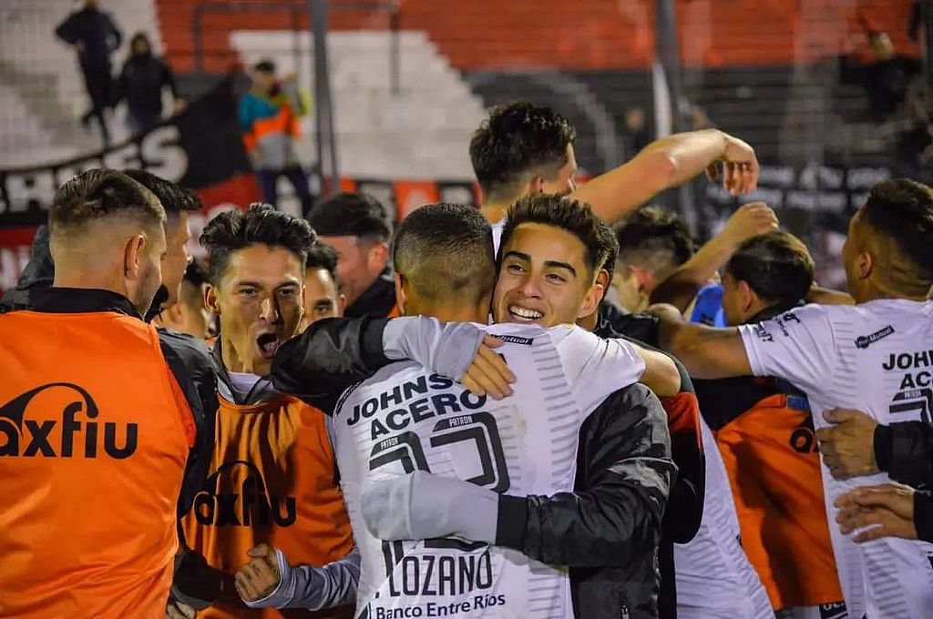 Patronato buscará hacer historia y clasificar por primera vez a semifinales de la Copa Argentina.