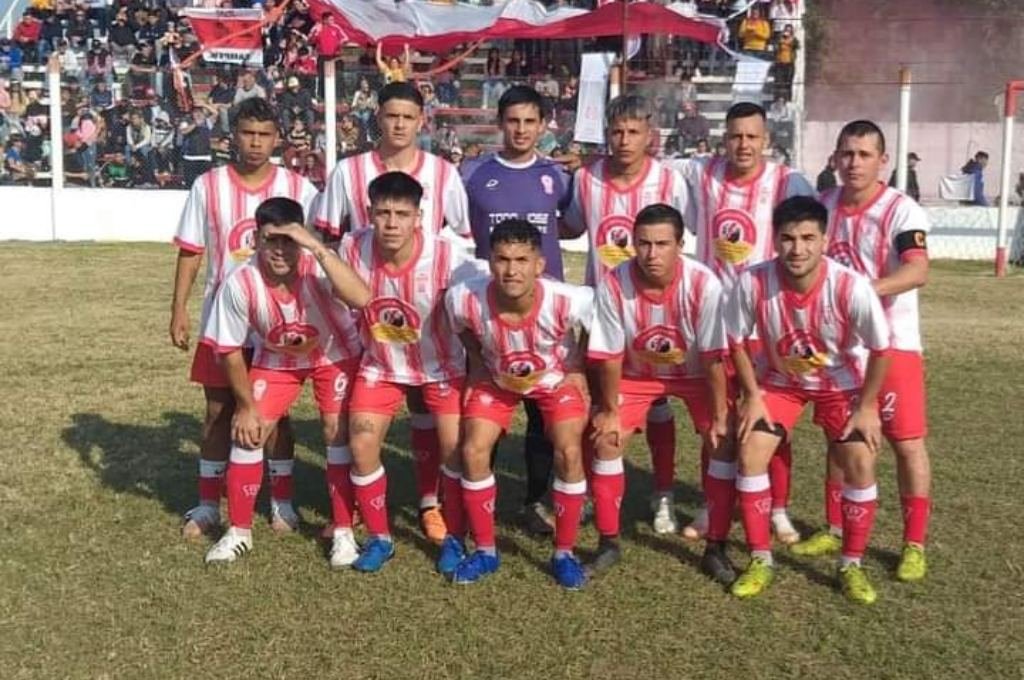 La formación de Huracán Villa Ocampo. Gentileza.