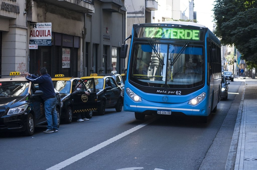 La administración de Javkin piensa en prorrogar la Emergencia en Transporte ante la crisis económica