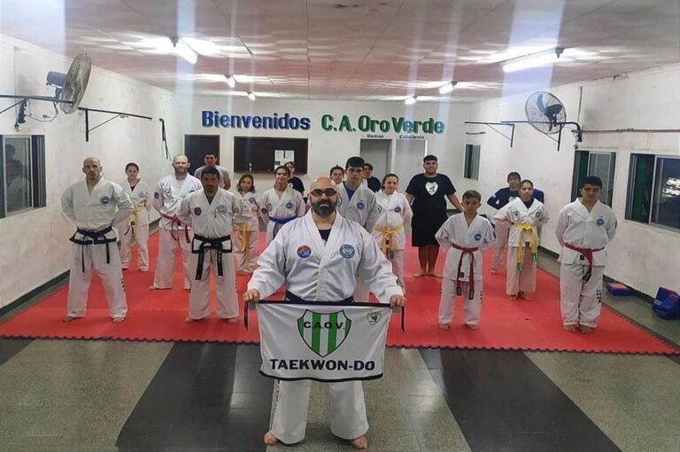 El Dojo Robles Guerrero del Club Atlético Oro Verde fue el organizador del encuentro infantojuvenil.