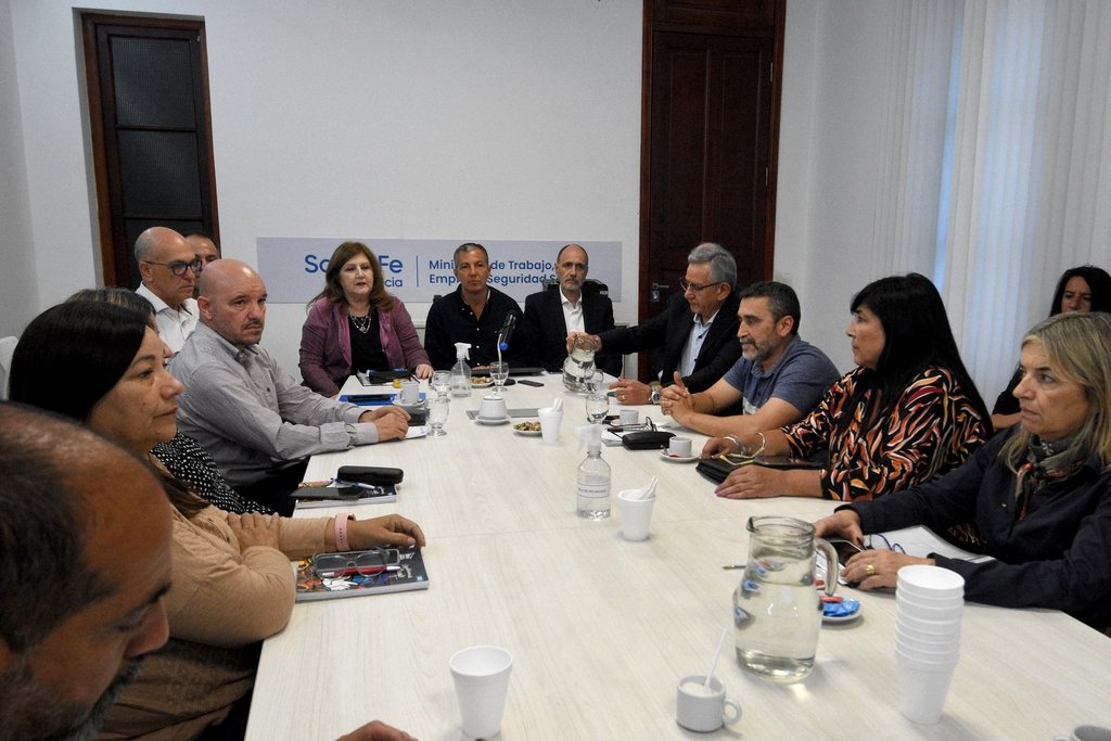 El gremio de los maestros públicos tendrá este mismo lunes una reunión con delegados seccionales y luego convocará a asamblea provincial para el jueves donde someterá la propuesta a votación. Pablo Aguirre