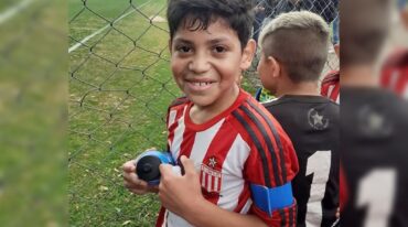 Juan Bogado quiere cumplir un sueño. Jugar la Copa América infantil en Brasil.