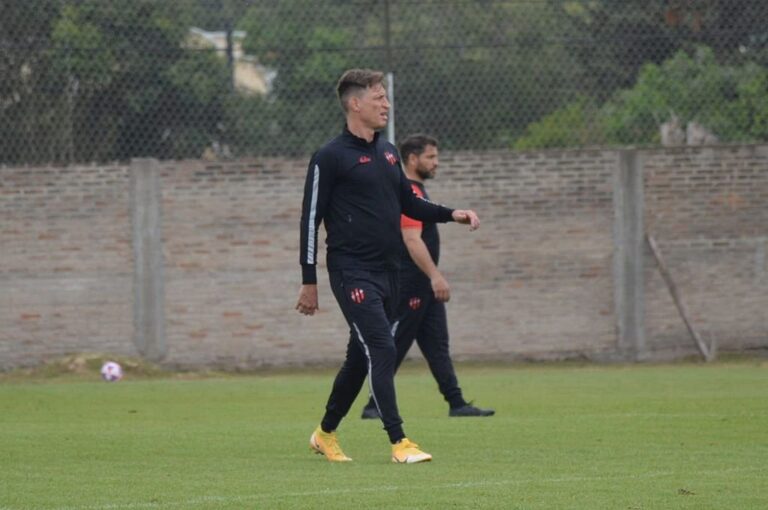 Patronato y Sava comenzaron a coparse.