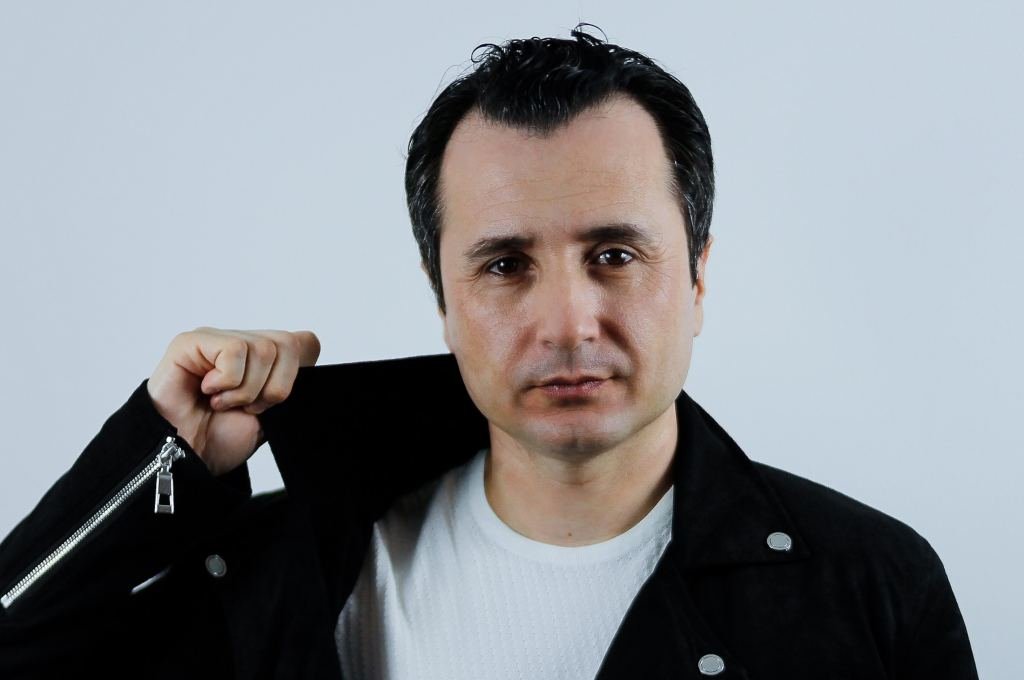 'Uno canta con el cuerpo y no sólo con la voz.'
