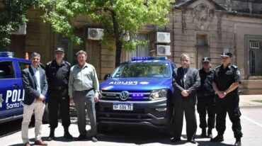 Esta semana el ministerio de Seguridad hizo entrega de una nueva unidad a la comisaría local. 'Esto además se suma al nuevo móvil policial que fue entregado en Empalme San Carlos y que permite -en coordinación también con la comunidad de San Agustín - un mayor patrullaje en la zona'.  Gentileza