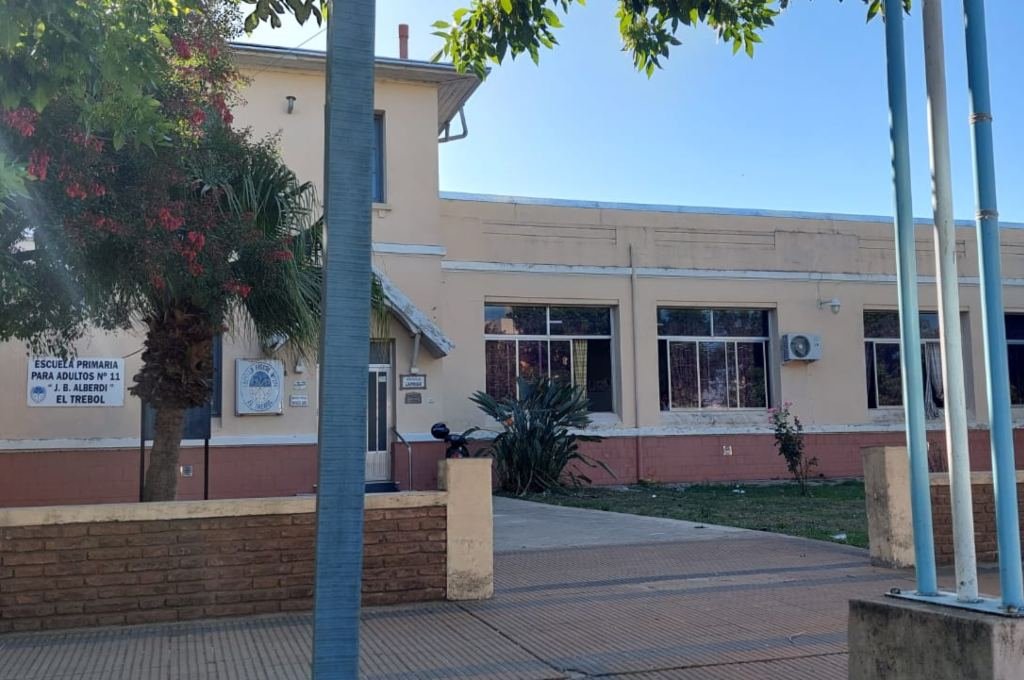 Los daños se produjeron en la escuela Laprida. Gentileza.