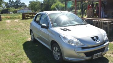 El auto usado por los delincuentes. Flavio Raina.