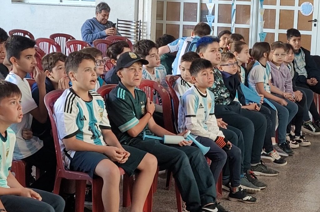 La escuela donde cursó los estudios Lionel Scaloni se mostró revolucionada ante el debut de la Selección Argentina en el mundial. Mirador