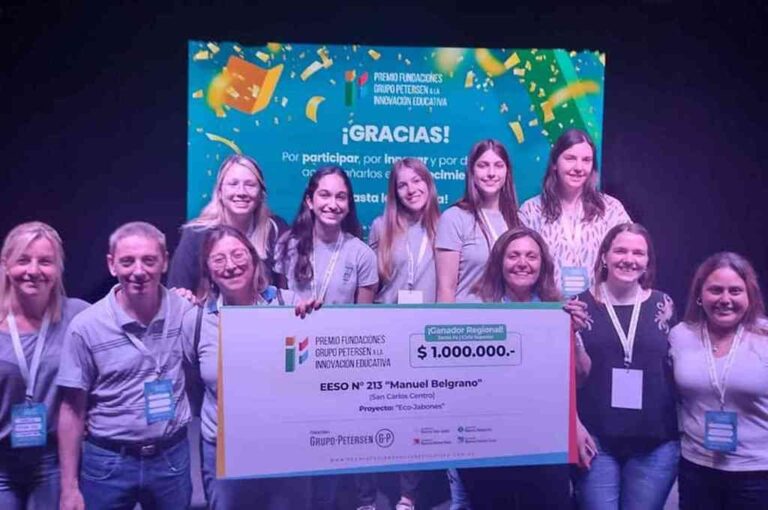 El reconocimiento se dio en el marco de la Feria de Proyectos Innovadores en Sustentabilidad realizada en el Complejo Metropolitano de Rosario. Gentileza