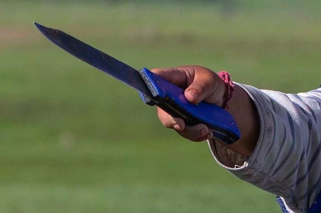 Un hombre de 20 años atacó a su progenitora con un cuchillo de carnicería. Imagen ilustrativa.
