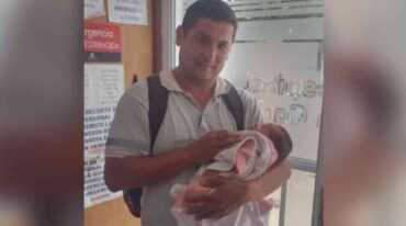 'Tuve la tranquilidad necesaria para poder recuperar la vida de la niña. Cuando estábamos llegando al hospital la beba comenzó a realizar algunos movimientos. Recuerdo que antes de bajar