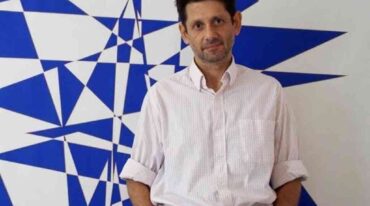 Fabián Burgos se presentó en la ciudad de Rosario