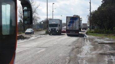 El tránsito de camiones sobre la ruta nacional 11