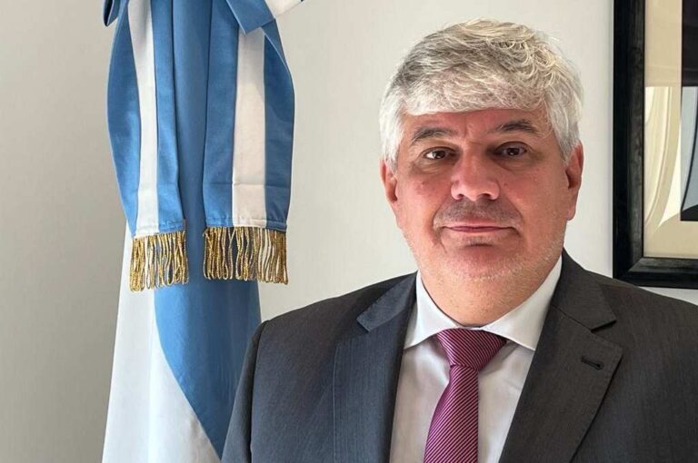 El embajador argentino en Qatar