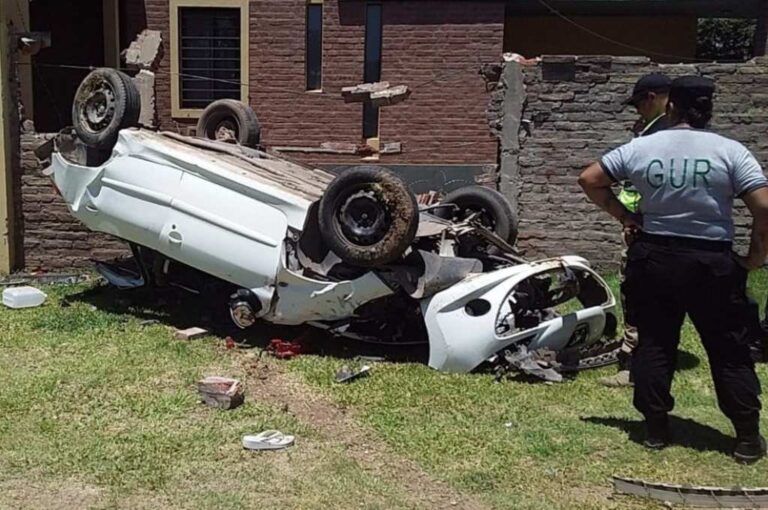 El violento impacto tuvo lugar a la altura de calle Juan de Garay al 4100