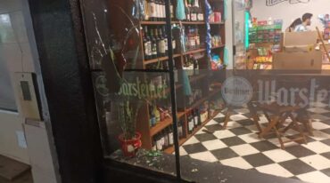 Importantes daños materiales en un bar fue el saldo de gresca producidas en la esquina de Aarón Castellanos y Sarmiento