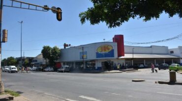 Se trata del supervisor general de la cadena santafesina JK Kilgelmann Supermercados. Mauricio Garín.