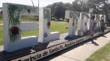 las nuevas cámaras se utilizarán específicamente para leer matrículas de vehículos que lleguen o se vayan de la ciudad a través del corredor vial Ruta 13. Mirador