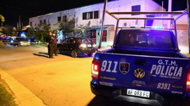 Una persona hizo la denuncia al 911 y un rato más tarde llegó personal policial
