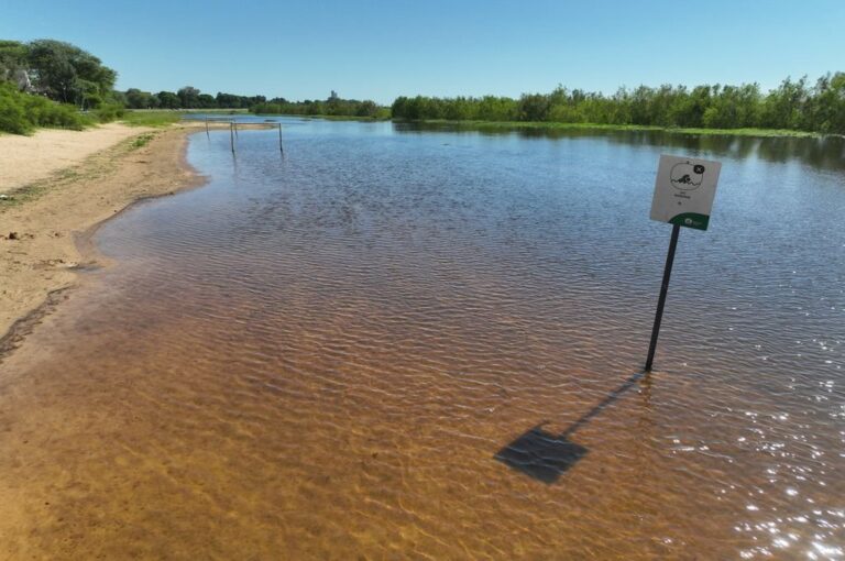 Pese al poco espacio de playa