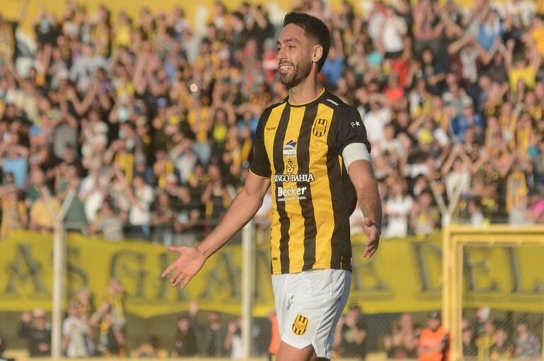 Martín Ferreyra llegaría a préstamo desde Olimpo