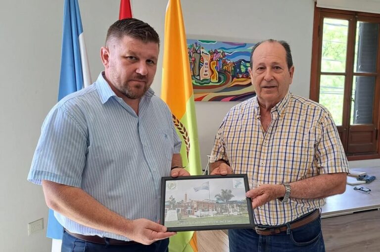 Pinotti reafirmó su compromiso de respaldo a la iniciativa 'que contribuye al enriquecimiento del acervo histórico y cultural de nuestro país'. Gentileza
