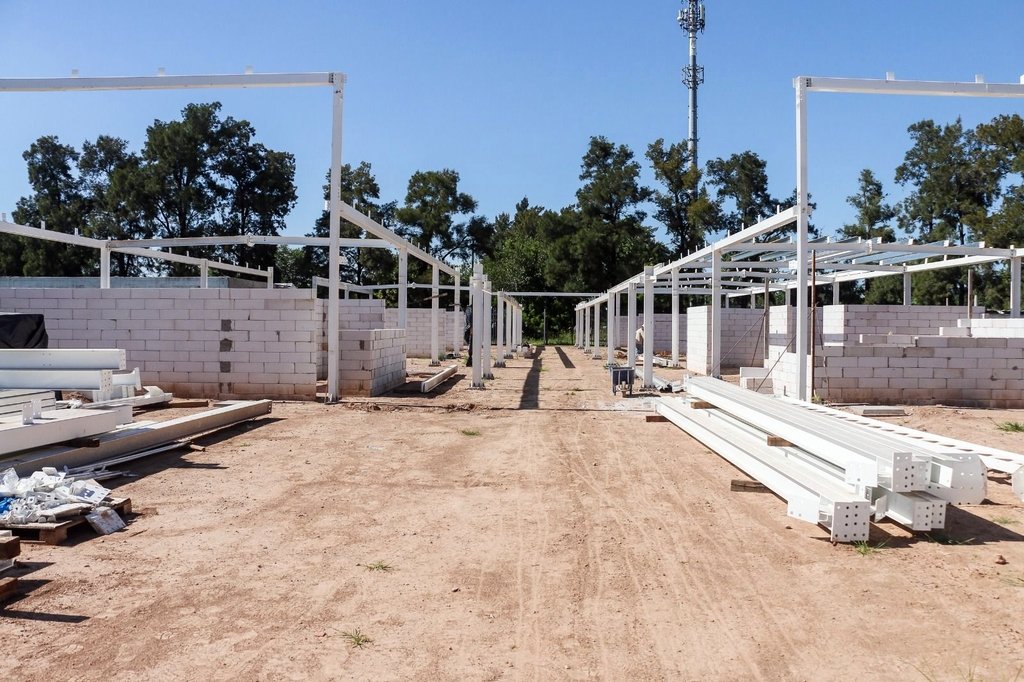 Todos los espacios de aprendizaje contemplados en estos proyectos se caracterizan por contar con flexibilidad espacial y ambientes saludables que podrán integrarse o segregarse según las necesidades pedagógicas. Gobierno de la Provincia
