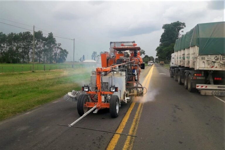 Los trabajos se realizan en el sur santafesino. Vialidad Nacional