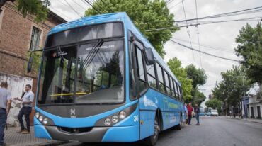Entre las nuevas características del coche 36 se destaca la incorporación de piso bajo garantizando la accesibilidad