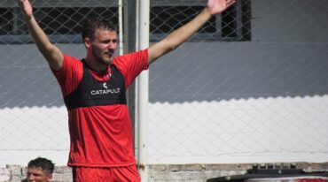 Ezequiel González se suma al Santo. Gabriel Obelar