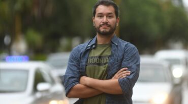 'Trabajo como camarógrafo de televisión y eso me permitió vivir y grabar personas y situaciones reales de todo tipo' confiesa Guido Póvolo Manuel Fabatía