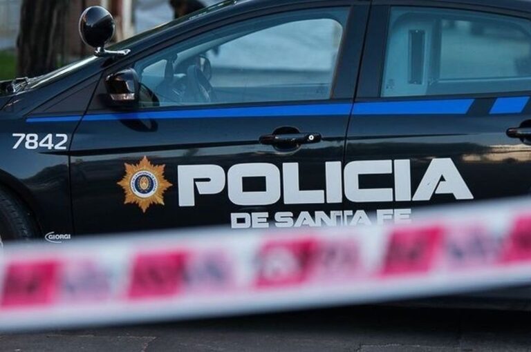 Mientras el atacante y otras personas que estaban en el lugar se daban a la fuga en distintas direcciones