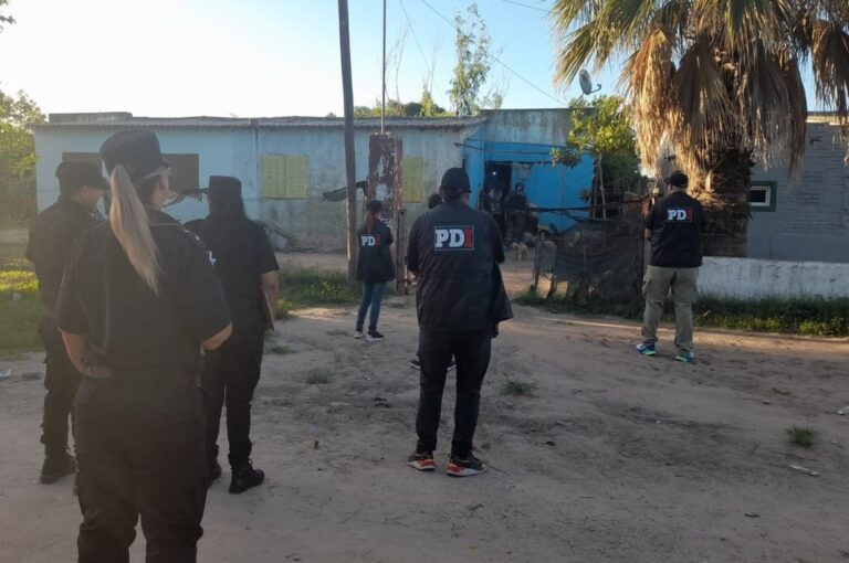 Se allanó el domicilio y se detuvo al violento sujeto. Mirador