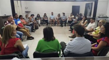 Maggio subrayó la importancia de la participación diversa de los referentes presentes y resaltó la necesidad de conformar la mesa sin distinciones partidarias. Enfatizó que la ayuda social debe trascender las diferencias ideológicas para asegurar que llegue a quienes más lo necesitan en la comunidad. Gentileza