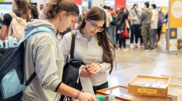 En primer término debe completarse la ficha de datos personales que estará disponible en este link entre el 30 de enero y el 2 de febrero de 2024 y subir la documentación requerida.