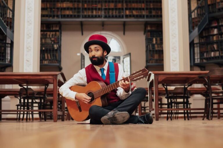 En el marco del ciclo 'Teatro y Música' se presentará 'Martín. Cuentos y canciones'