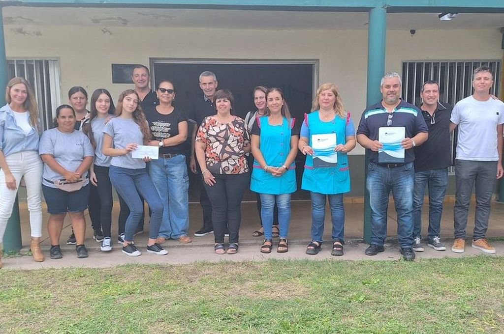 La intendenta valoró las gestiones del Senador y de los directivos