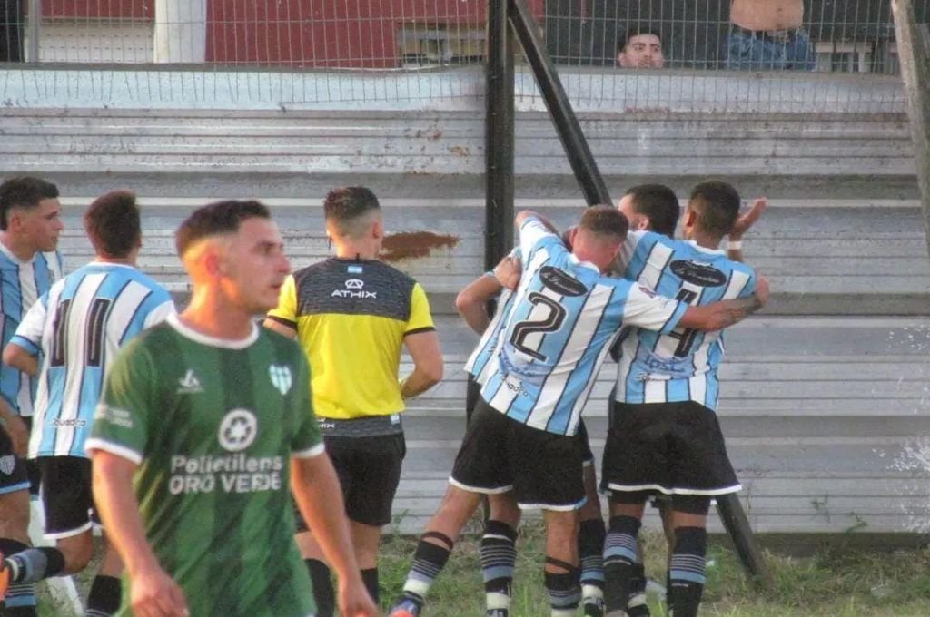 En el duelo de equipos de la Liga Paranaense de Fútbol