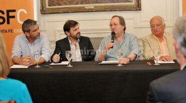 Gustavo Vittori habló desde su rol de presidente de la Asociación Civil Pro Parque Biblioteca de la Constitución Nacional. Gentileza: Municipalidad de Santa Fe.